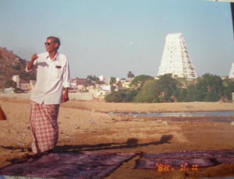 Training with Kalamkari artist C. Subramanium