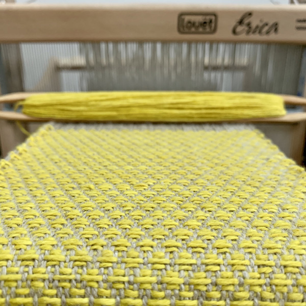 Weaving with weld-dyed yarn